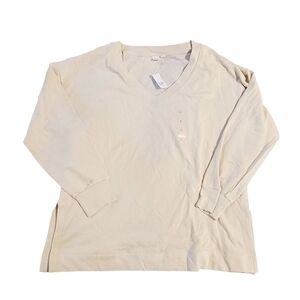 NWT Gap Womans V-Neck Long Sleeve Cream Sweater Shirt